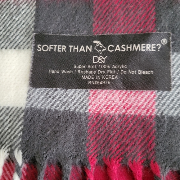 Red and Gray Plaid Thick Scarf - Picture 8 of 8